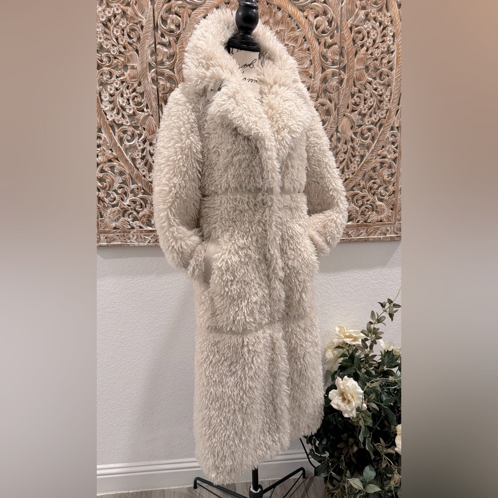 Badgley Mischka Cream Teddy Long Coat - Picture 7 of 15